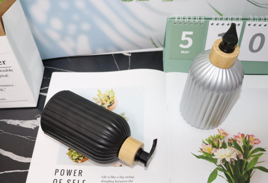 420Ml Ribbed Glass Liquid Soap Bottle with Pump for Personalized Gifts Reusable